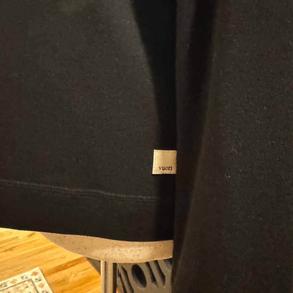 Vuori | Essential Half Zip Pullover - Picture 7 of 8